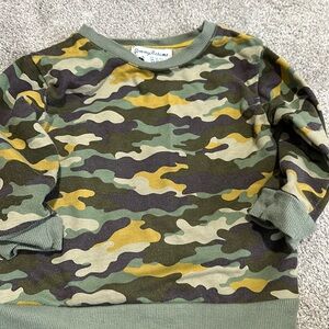 Tommy Bahama camouflage sweatshirt size 18m